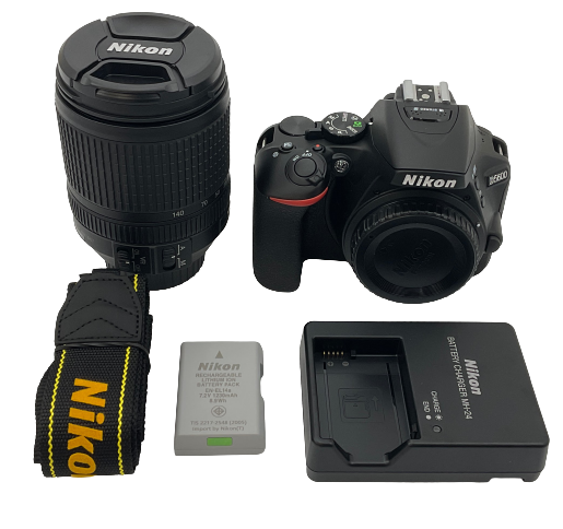 Nikon D5600 一眼レフカメラ-