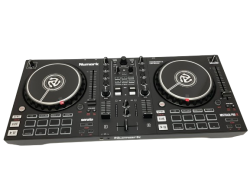 Numark Mixtrack Pro FXDJコントローラー[本体]