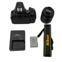 Nikon デジタル一眼レフカメラ D5600＋AF-P 18-55 VR レンズキット【Yongnuo Speedlight YN560 III＋Yongnuo YN560-TX+バッテリーチャージャー】セットの付属品1