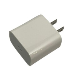 USB-C電源アダプタ