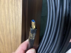 HDMIケーブル 30m （光ファイバーHDMI）のレビュー